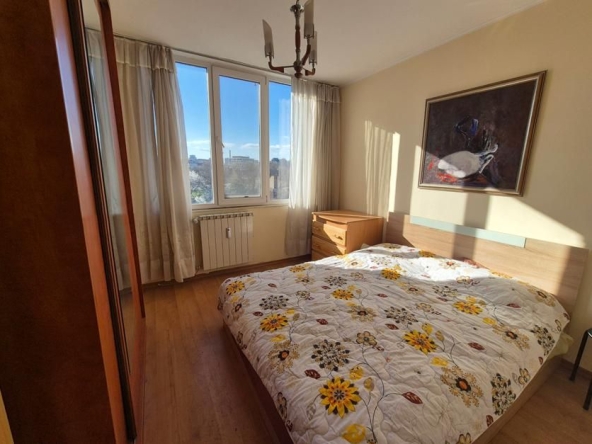 Дава се под наем Двустаен апартамент в София, Иван Вазов - 60 кв.м за 499 € - Снимка #1