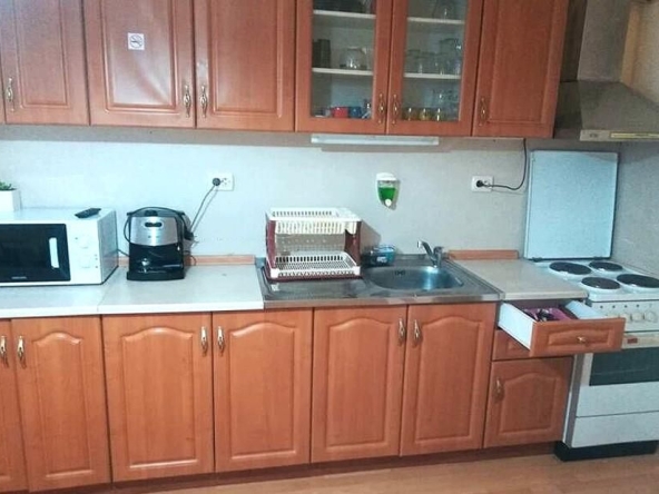 Дава се под наем Двустаен апартамент в Бургас, Сарафово - 45 кв.м за 280.5 € - Снимка #1