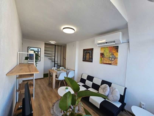 Дава се под наем Тристаен апартамент в Варна, Аспарухово - 70 кв.м за 473.79 € - Снимка #1