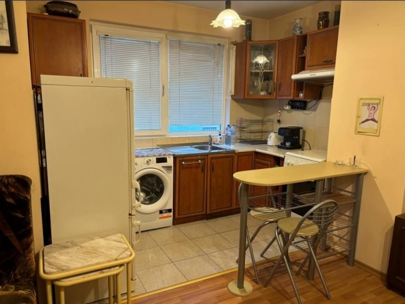 Дава се под наем Двустаен апартамент в София, Мусагеница - 60 кв.м за 610 € - Снимка #1