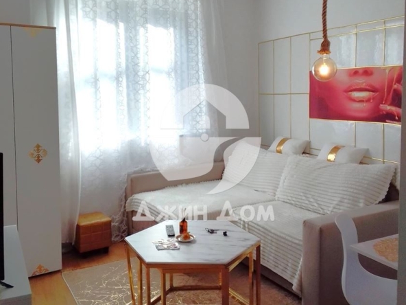Тристаен апартамент в к.к. Слънчев бряг - 72 кв.м за 1167 €/кв.м - Снимка #1
