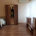 Дава се под наем Двустаен апартамент в Бургас, Славейков - 66 кв.м за 175 € - Снимка #1