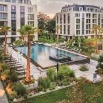 Дава се под наем Гараж / Паркомясто в к.к. Св.Св. Константин и Елена - 15 кв.м за 169.32 € - Снимка #1