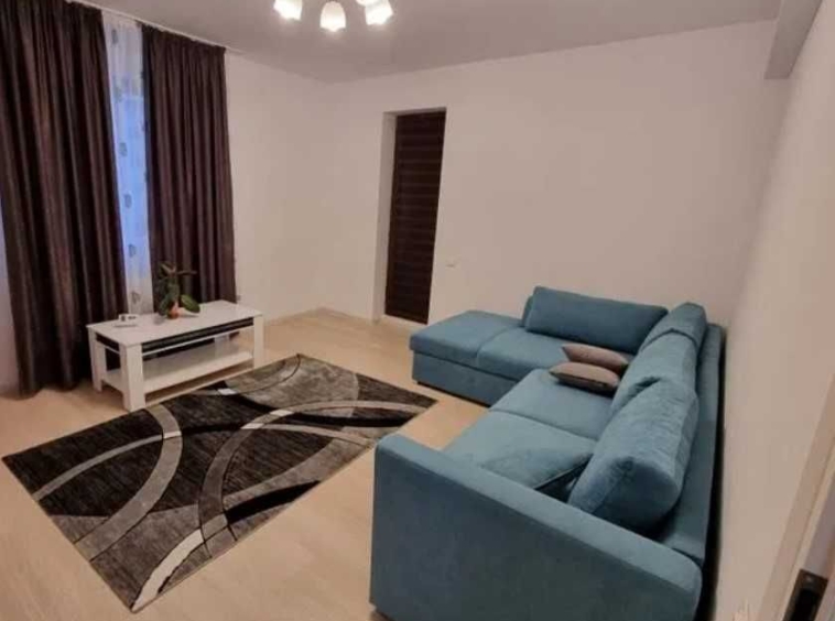 Дава се под наем Едностаен апартамент в Пловдив, Център - 28 кв.м за 147.9 € - Снимка #1