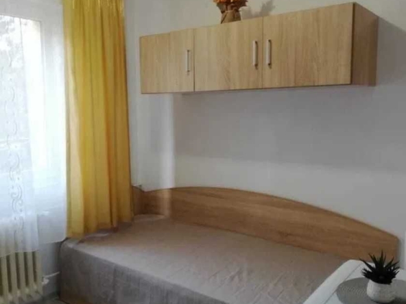 Дава се под наем Четиристаен апартамент в Бургас, Сарафово - 85 кв.м за 255 € - Снимка #1