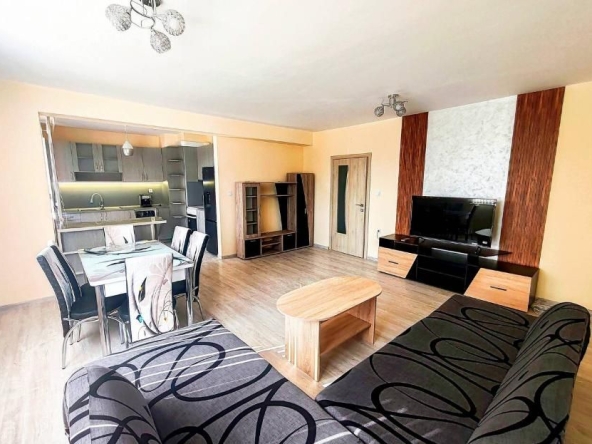 Дава се под наем Тристаен апартамент в Пловдив, Остромила - 118 кв.м за 750 € - Снимка #1