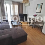 Дава се под наем Тристаен апартамент в Варна, Червен площад - 80 кв.м за 650 € - Снимка #1