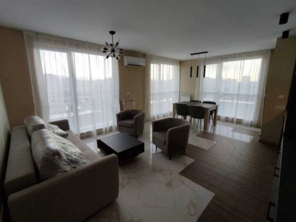 Дава се под наем Тристаен апартамент в София, Надежда 3 - 90 кв.м за 663 € - Снимка #1