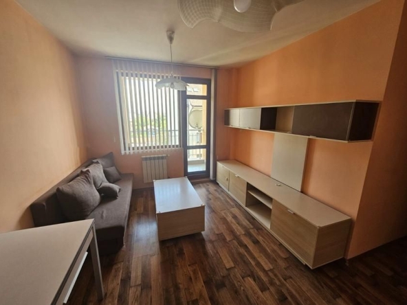 Дава се под наем Двустаен апартамент в София, Надежда 1 - 60 кв.м за 425 € - Снимка #1