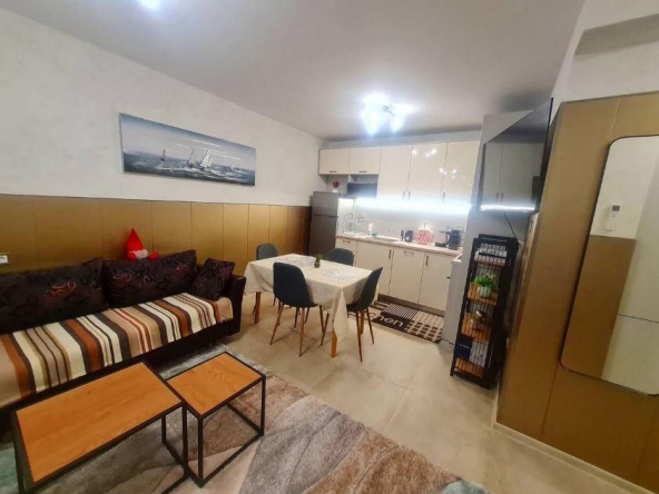 Дава се под наем Едностаен апартамент в Варна, Общината - 50 кв.м за 675 € - Снимка #1