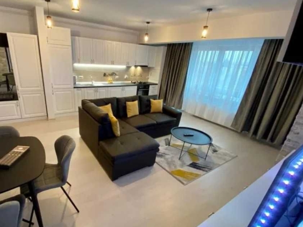 Дава се под наем Двустаен апартамент в Пловдив, Гагарин - 80 кв.м за 295.8 € - Снимка #1