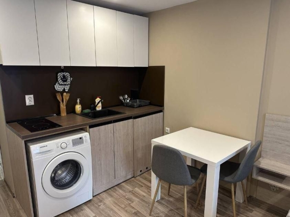 Дава се под наем Едностаен апартамент в Варна, Център - 30 кв.м за 550 € - Снимка #1