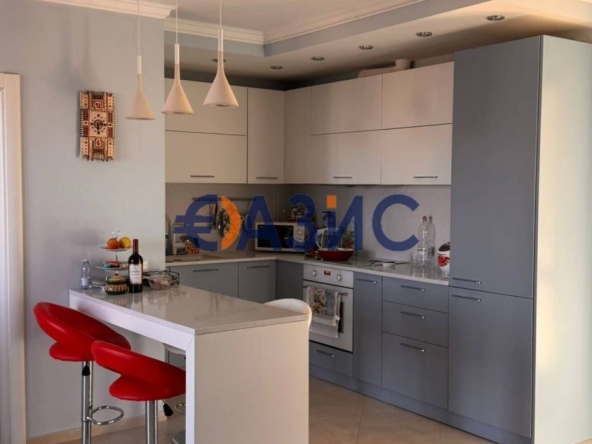 Тристаен апартамент в Свети Влас - 118 кв.м за 1232 €/кв.м - Снимка #1