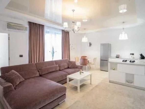 Дава се под наем Двустаен апартамент в Пловдив, Съдийски - 65 кв.м за 290.7 € - Снимка #1