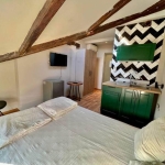 Дава се под наем Едностаен апартамент в Варна, Център - 30 кв.м за 409 € - Снимка #1