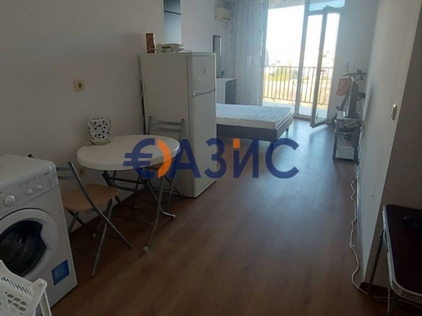 Едностаен апартамент в к.к. Слънчев бряг - 53 кв.м за 925 €/кв.м - Снимка #1