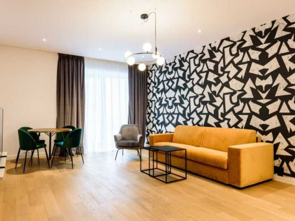 Дава се под наем Двустаен апартамент в Пловдив, Беломорски - 65 кв.м за 204 € - Снимка #1