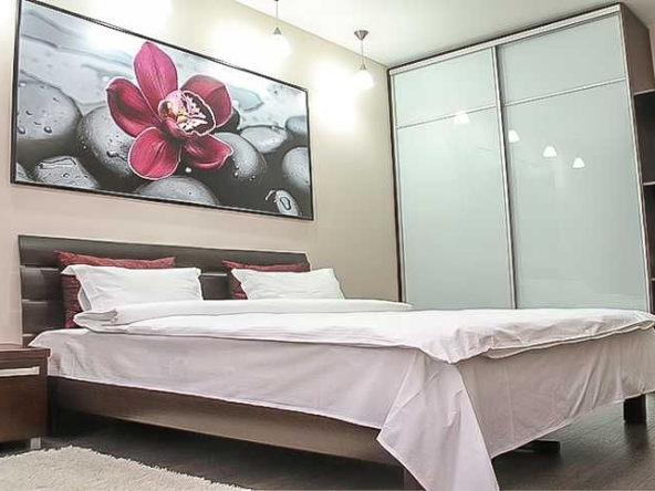 Дава се под наем Двустаен апартамент в София, Витоша - 58 кв.м за 375 € - Снимка #1