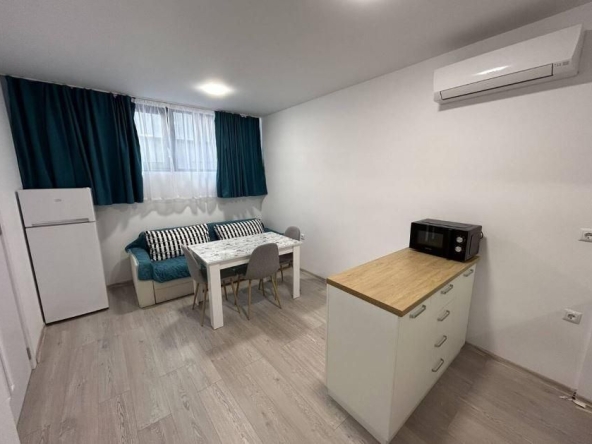 Дава се под наем Двустаен апартамент в Варна, Общината - 50 кв.м за 448.8 € - Снимка #1