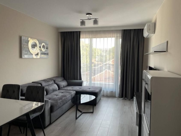 Дава се под наем Двустаен апартамент в Пловдив, Център - 67 кв.м за 620 € - Снимка #1