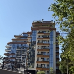 Тристаен апартамент в Варна, Бриз - 100 кв.м за 15 €/кв.м - Снимка #1