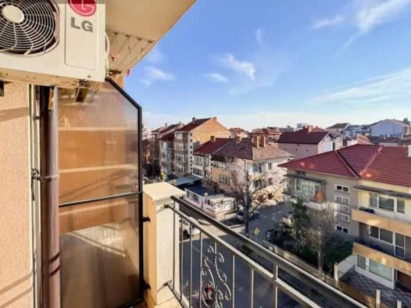 Двустаен апартамент в Поморие - 60 кв.м за 1425 €/кв.м - Снимка #1