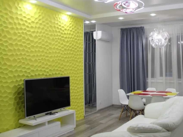 Дава се под наем Едностаен апартамент в Пловдив, Съдийски - 35 кв.м за 204 € - Снимка #1