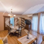 Дава се под наем Тристаен апартамент в Варна, Център - 110 кв.м за 700 € - Снимка #1