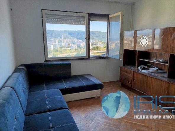 Едностаен апартамент в Шумен, Център - 42 кв.м за 1154 €/кв.м - Снимка #1