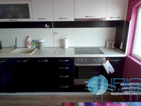 Двустаен апартамент в Шумен, Добруджански - 72 кв.м за 602 €/кв.м - Снимка #1