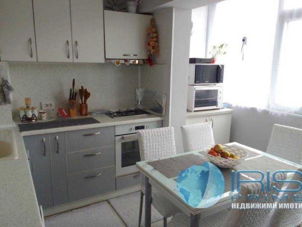 Двустаен апартамент в Шумен, Тракия - 60 кв.м за 1530 €/кв.м - Снимка #1