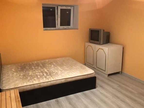 Дава се под наем Двустаен апартамент в Пловдив, Западен - 65 кв.м за 255 € - Снимка #1