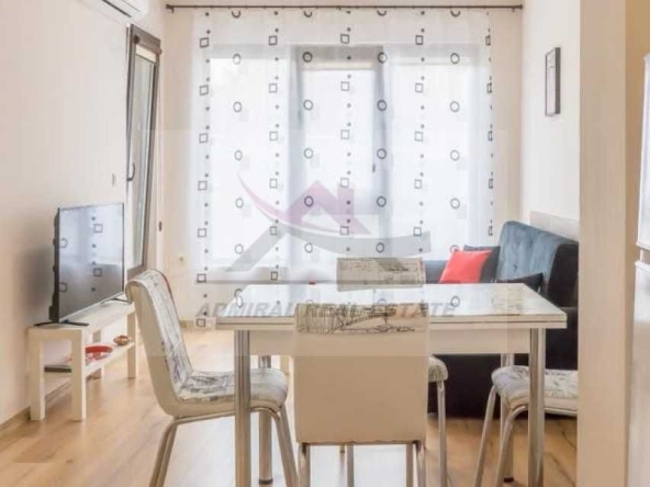 Дава се под наем Двустаен апартамент в Варна, Левски - 60 кв.м за 450 € - Снимка #1