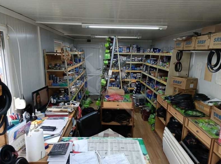 Магазин в Първомай - 25 кв.м за 1380 €/кв.м - Снимка #1