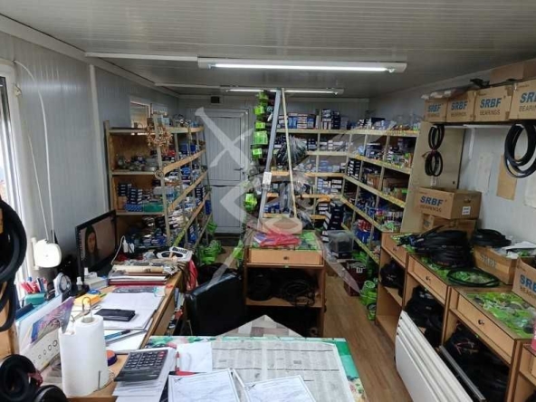 Магазин в Първомай - 25 кв.м за 1380 €/кв.м - Снимка #1
