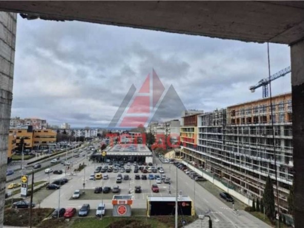 Двустаен апартамент в Варна, Младост 1 - 61 кв.м за 1640 €/кв.м - Снимка #1