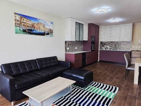 Дава се под наем Двустаен апартамент в София, Център - 70 кв.м за 946.56 € - Снимка #1