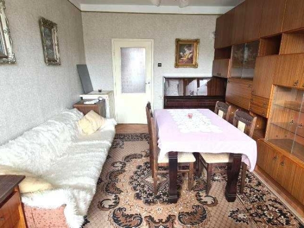 Двустаен апартамент в Русе, Здравец - 60 кв.м за 1125 €/кв.м - Снимка #1