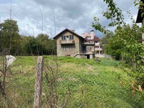 Парцел в София, Горна баня - 855 кв.м за 351 €/кв.м - Снимка #1