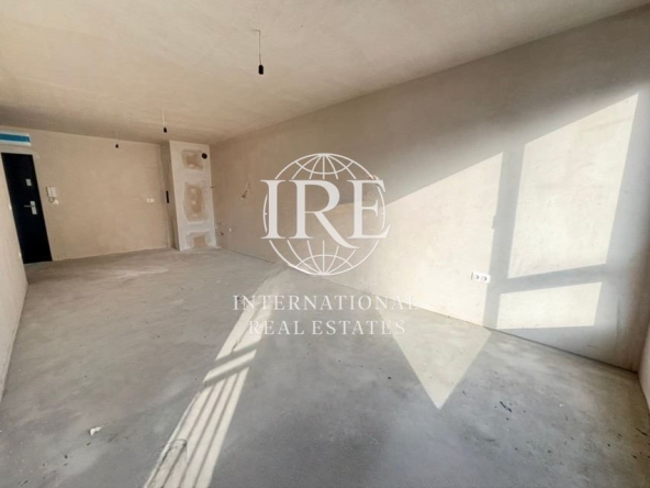 Двустаен апартамент в Варна, Възраждане 1 - 66 кв.м за 1027 €/кв.м - Снимка #1