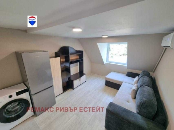 Двустаен апартамент в Русе, Широк център - 56 кв.м за 1427 €/кв.м - Снимка #1