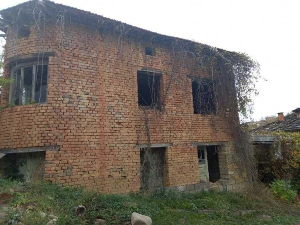 Къща в с. Дълбок дол, Област Ловеч - 140 кв.м за 106 €/кв.м - Снимка #1