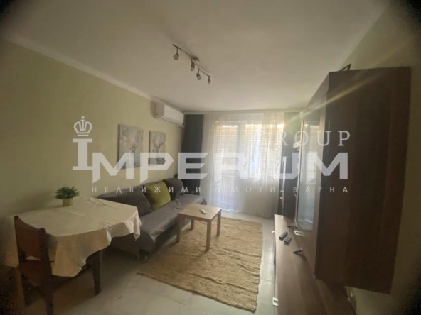 Дава се под наем Двустаен апартамент в Варна, Център - 70 кв.м за 368.73 € - Снимка #1