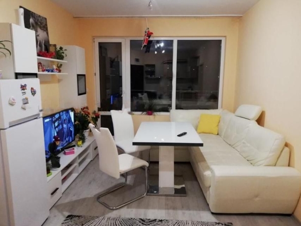 Дава се под наем Двустаен апартамент в София, Хаджи Димитър - 49 кв.м за 475 € - Снимка #1