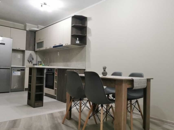 Дава се под наем Двустаен апартамент в Пловдив, Съдийски - 60 кв.м за 278.97 € - Снимка #1