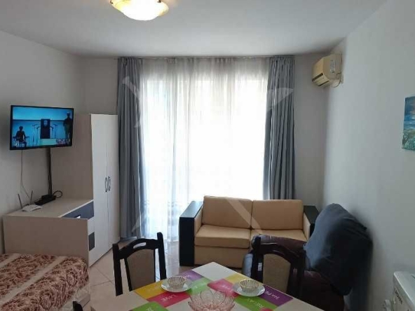 Двустаен апартамент в к.к. Слънчев бряг - 63 кв.м за 632 €/кв.м - Снимка #1
