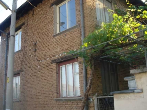 Къща в Брацигово - 150 кв.м за 204 €/кв.м - Снимка #1