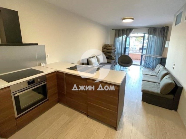 Четиристаен апартамент в к.к. Слънчев бряг - 150 кв.м за 600 €/кв.м - Снимка #1