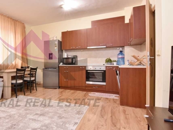 Дава се под наем Двустаен апартамент в Варна, Бриз - 77 кв.м за 509.49 € - Снимка #1