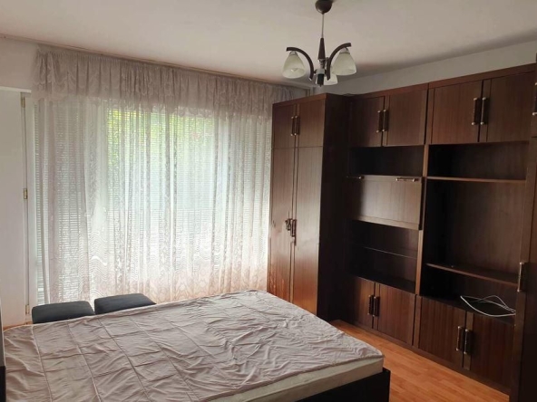 Дава се под наем Едностаен апартамент в Бургас, Изгрев - 42 кв.м за 328.95 € - Снимка #1